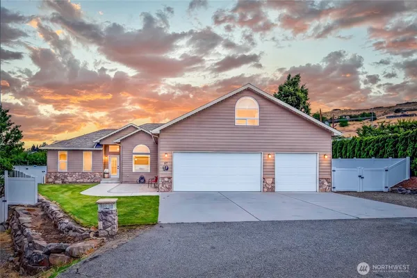 $670,000 | 87 Springhill Drive, East Wenatchee, WA 98802