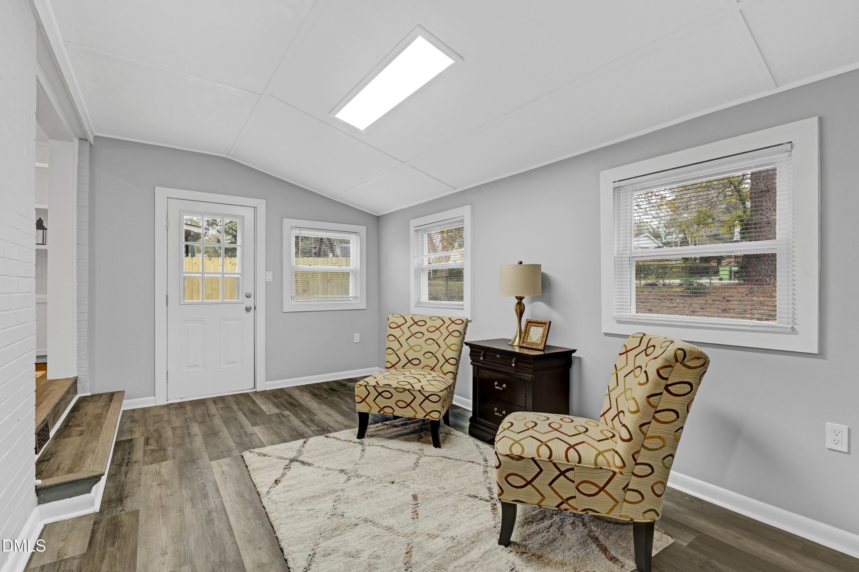 829 Greenwich Street Raleigh, NC 27610 - Photo 11 of 31 CY1A6739