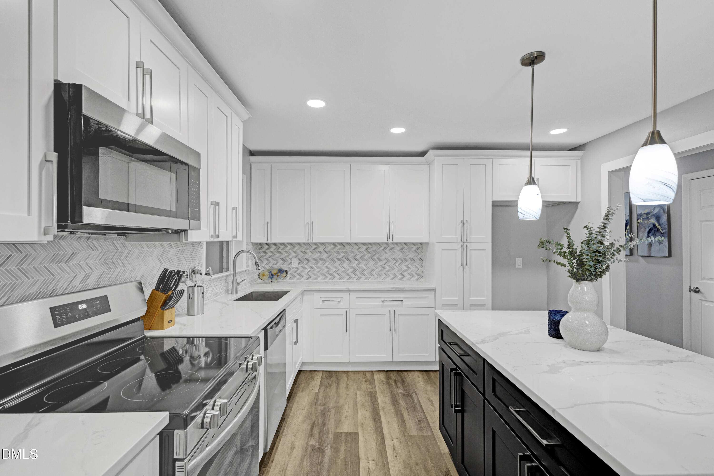 829 Greenwich Street Raleigh, NC 27610 - Photo 6 of 31 CY1A6664