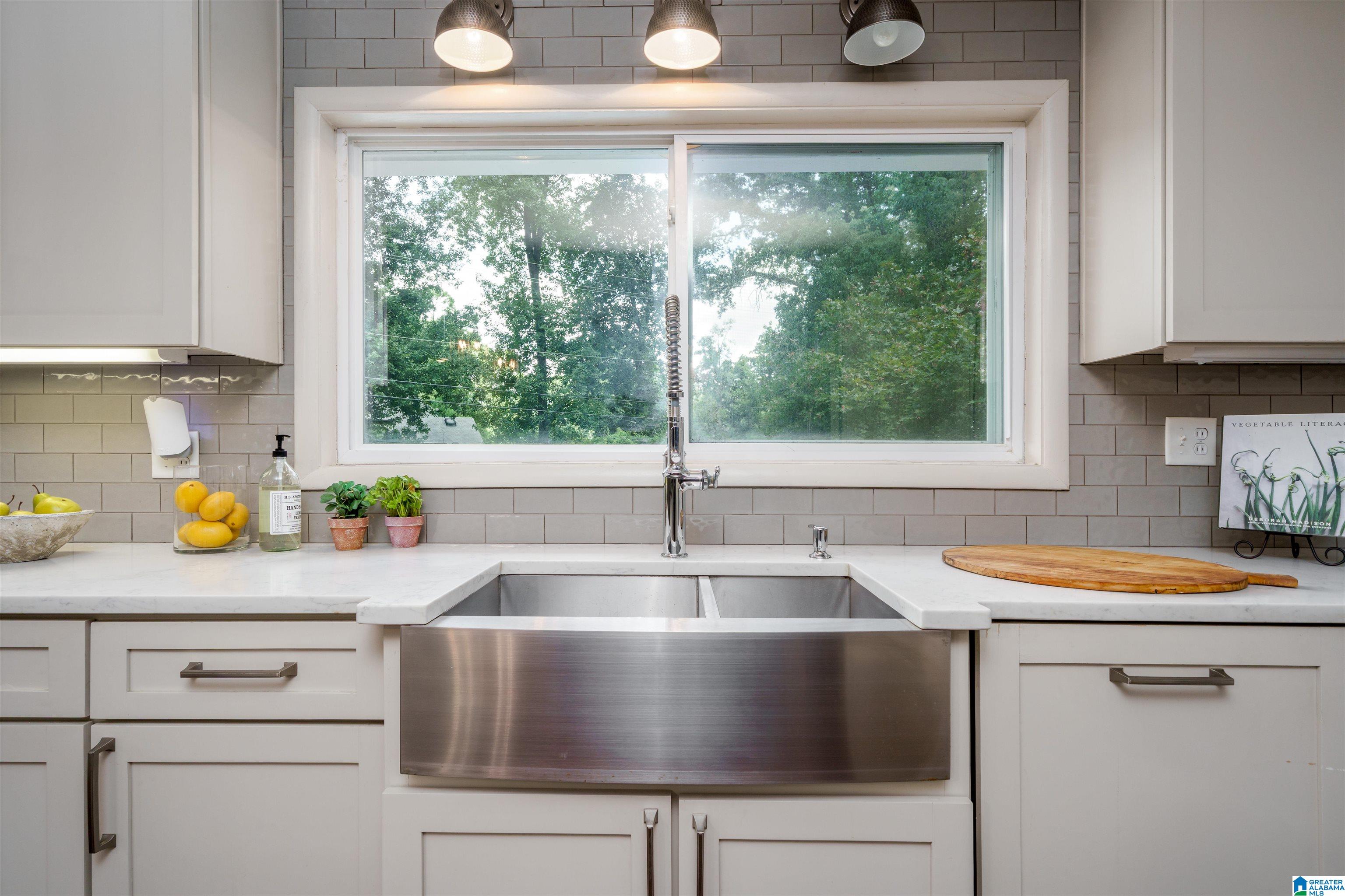 2700 Cherokee Road Mountain Brook, AL 35216 - Photo 10 of 34 Gallery Image 10