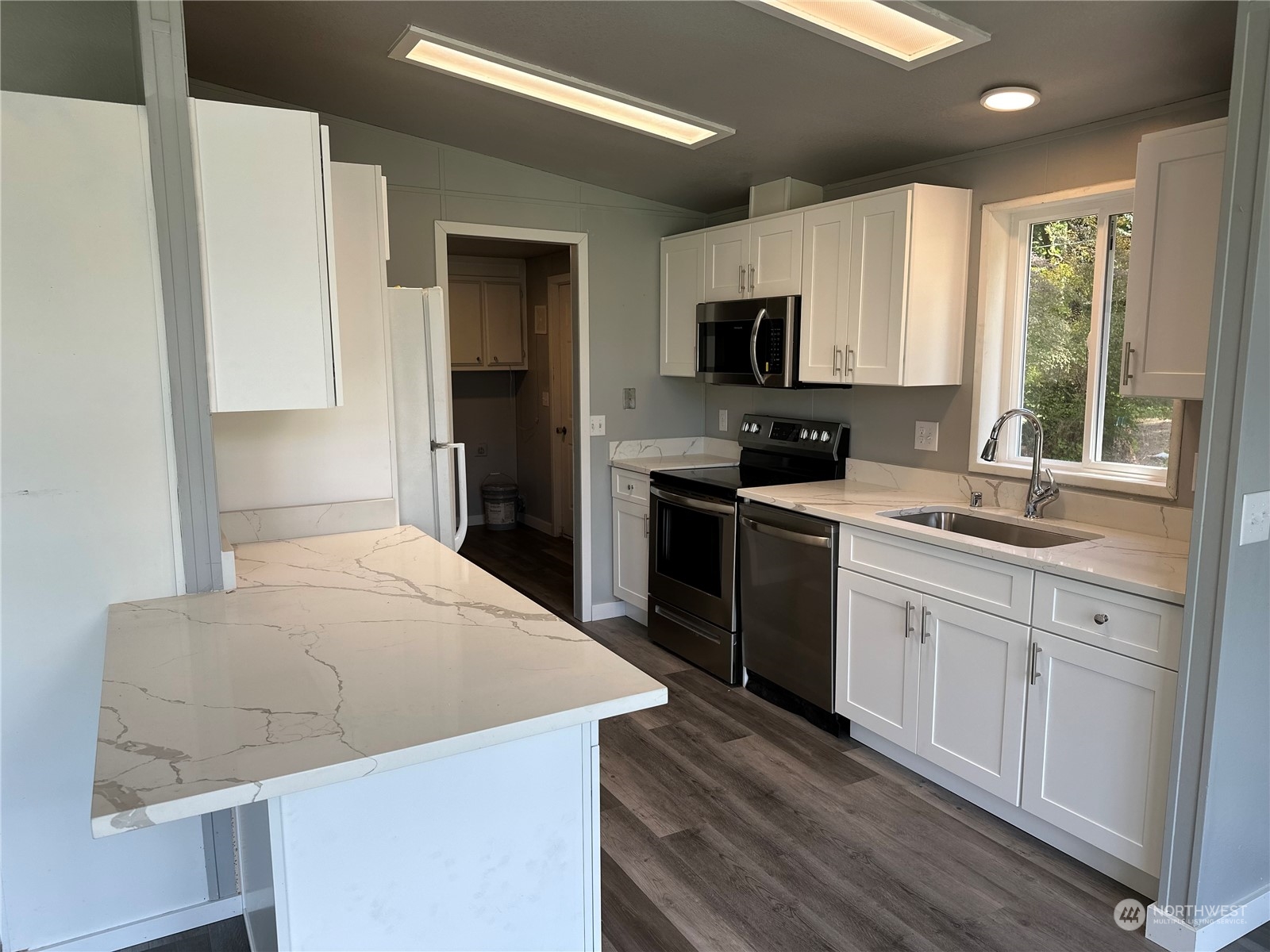 6709 Clover Valley Road Southeast Port Orchard, WA 98367 - Photo 3 of 19 Gallery Image 3
