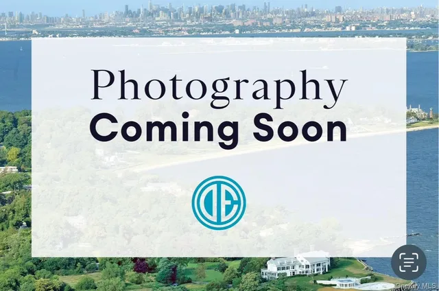 $969,900 | 92-04 43rd Avenue | Elmhurst