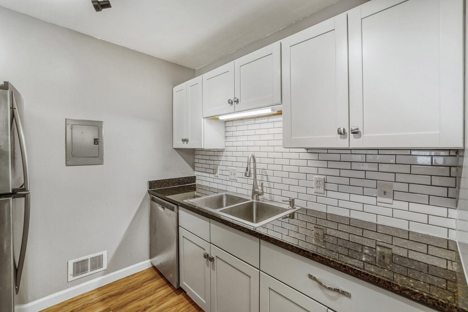 1713 Fulham Street, Unit F St. Paul, MN 55113 - Photo 9 of 28