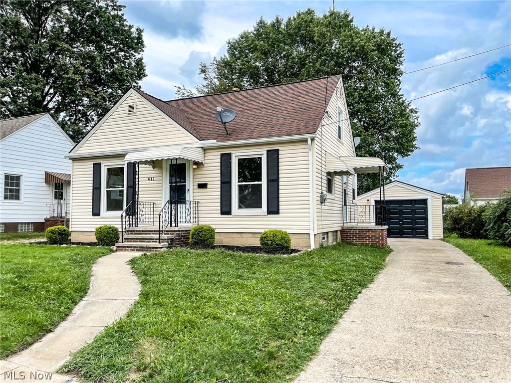 641 East Wilbeth Road Akron, OH 44306 - Photo 2 of 25