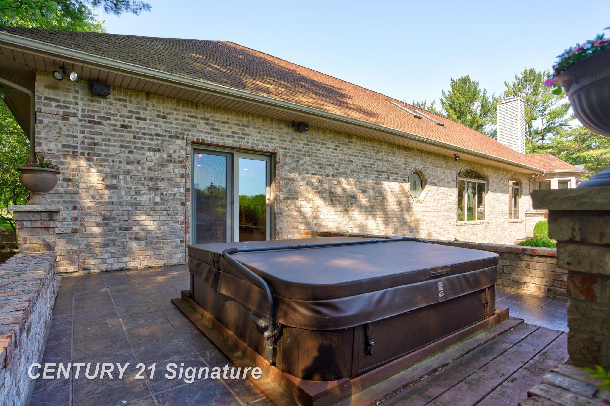 5600 North River Road Freeland, MI 48623 - Photo 65 of 95 50144172-62afa389-5e67-4d4c-9237-d250f28dfd47.JPG