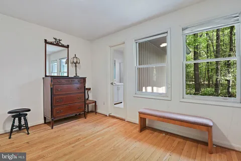 $1,829,000 | 951 Captain Hickory Drive, Great Falls, VA 22066