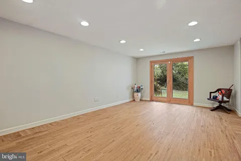 $1,829,000 | 951 Captain Hickory Drive, Great Falls, VA 22066