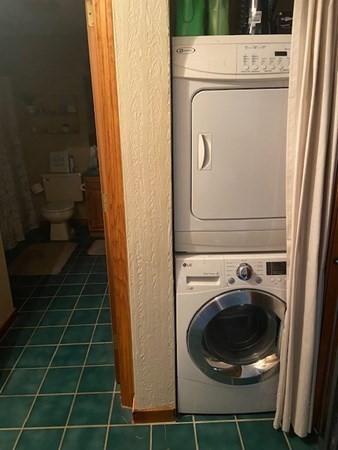 132 West Meadow Road, Unit 7 Haverhill, MA 01832 - Photo 6 of 12 a utility room with dryer and washer
