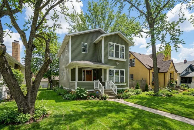 $4,195 | 241 Russell Avenue South, Minneapolis, MN 55405