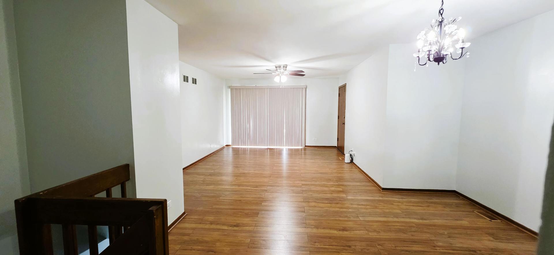 1907 West Golf Road, Unit 1B Mount Prospect, IL 60056 - Photo 5 of 20 Gallery Image 5