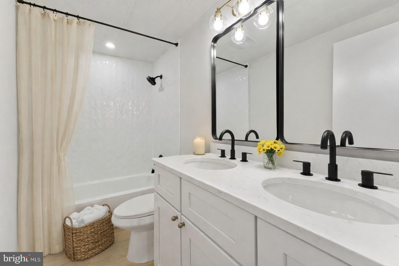 3662 Whitehall Road Sandy Hook, VA 23153 - Photo 12 of 37