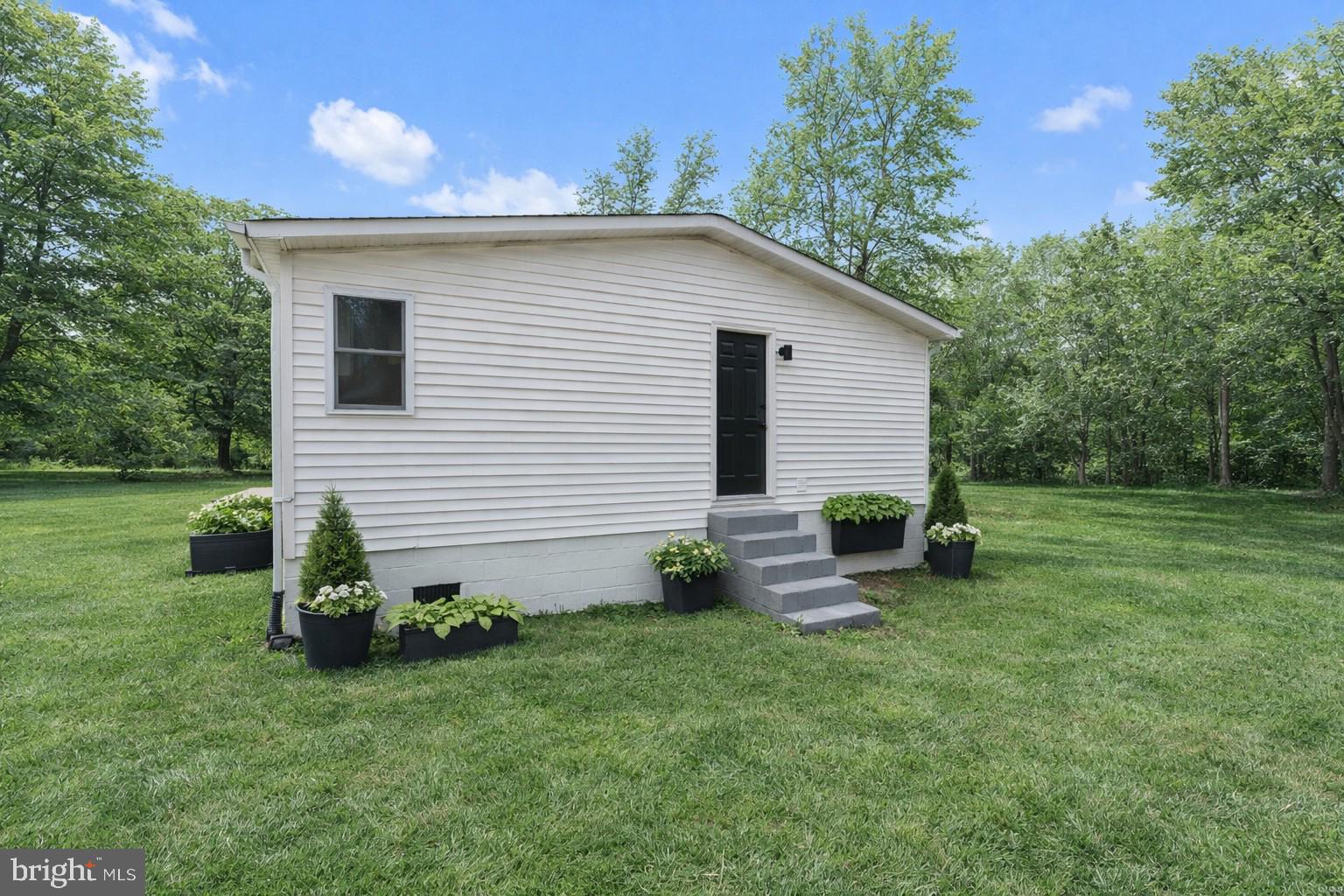 3662 Whitehall Road Sandy Hook, VA 23153 - Photo 16 of 37