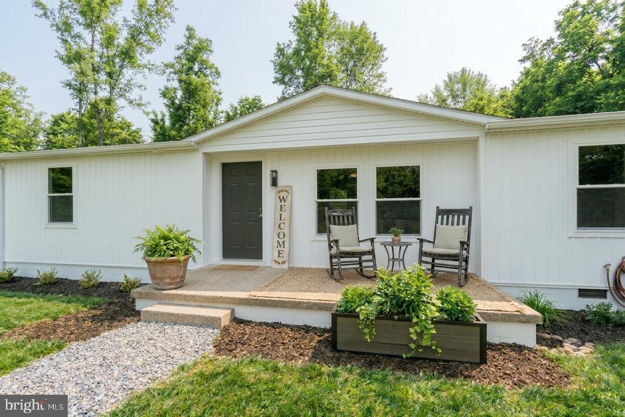 3662 Whitehall Road Sandy Hook, VA 23153 - Photo 3 of 37