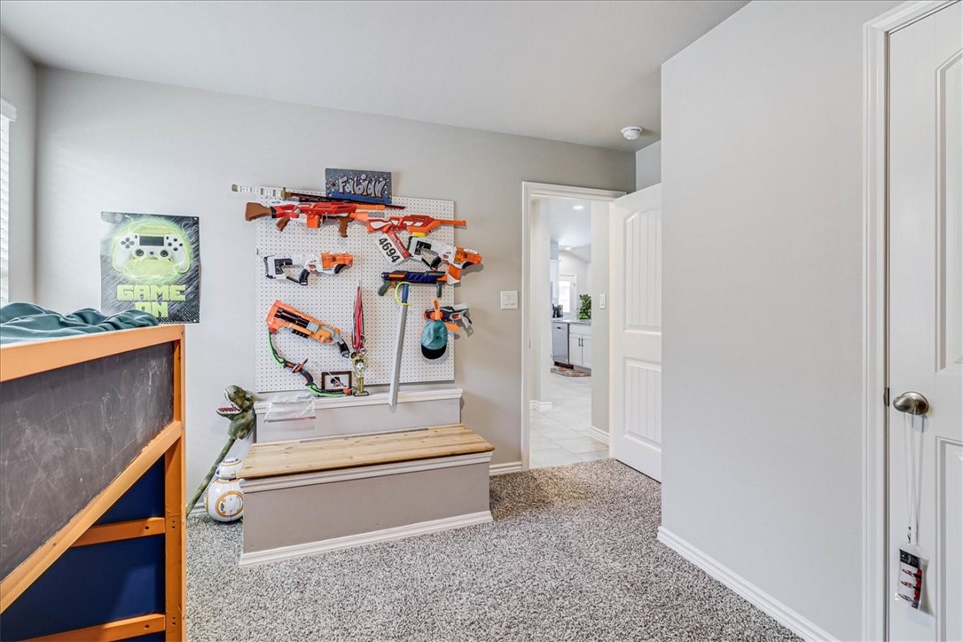 7630 Shadow Rider Lane Corpus Christi, TX 78414 - Photo 28 of 39 a bathroom with a bathtub and a shower