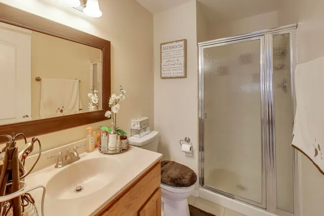 $260,000 | 355 Wilmington Drive, Unit C1, Bartlett, IL 60103