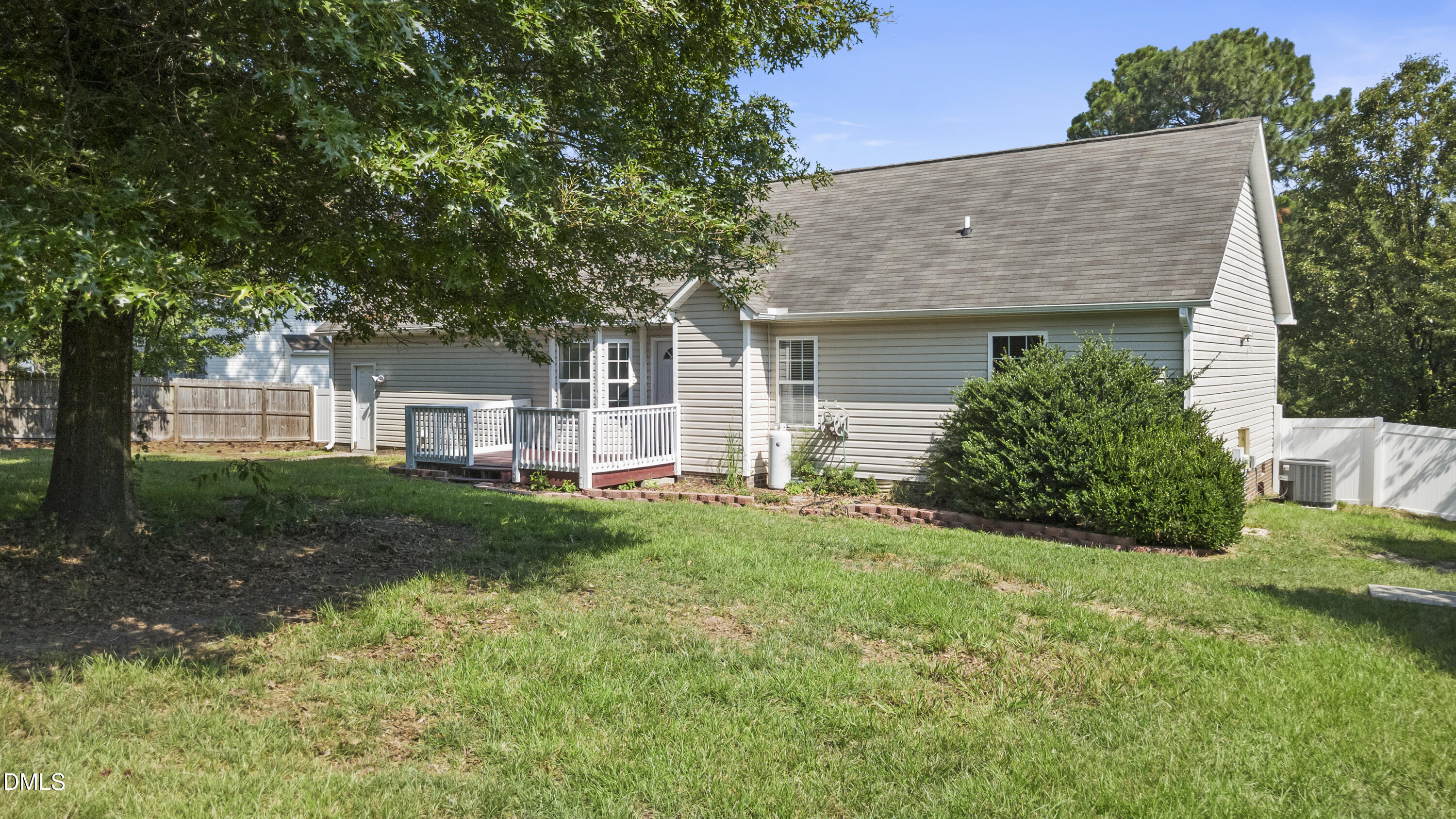 1070 Roundabout Road Cameron, NC 28326 - Photo 50 of 56 47