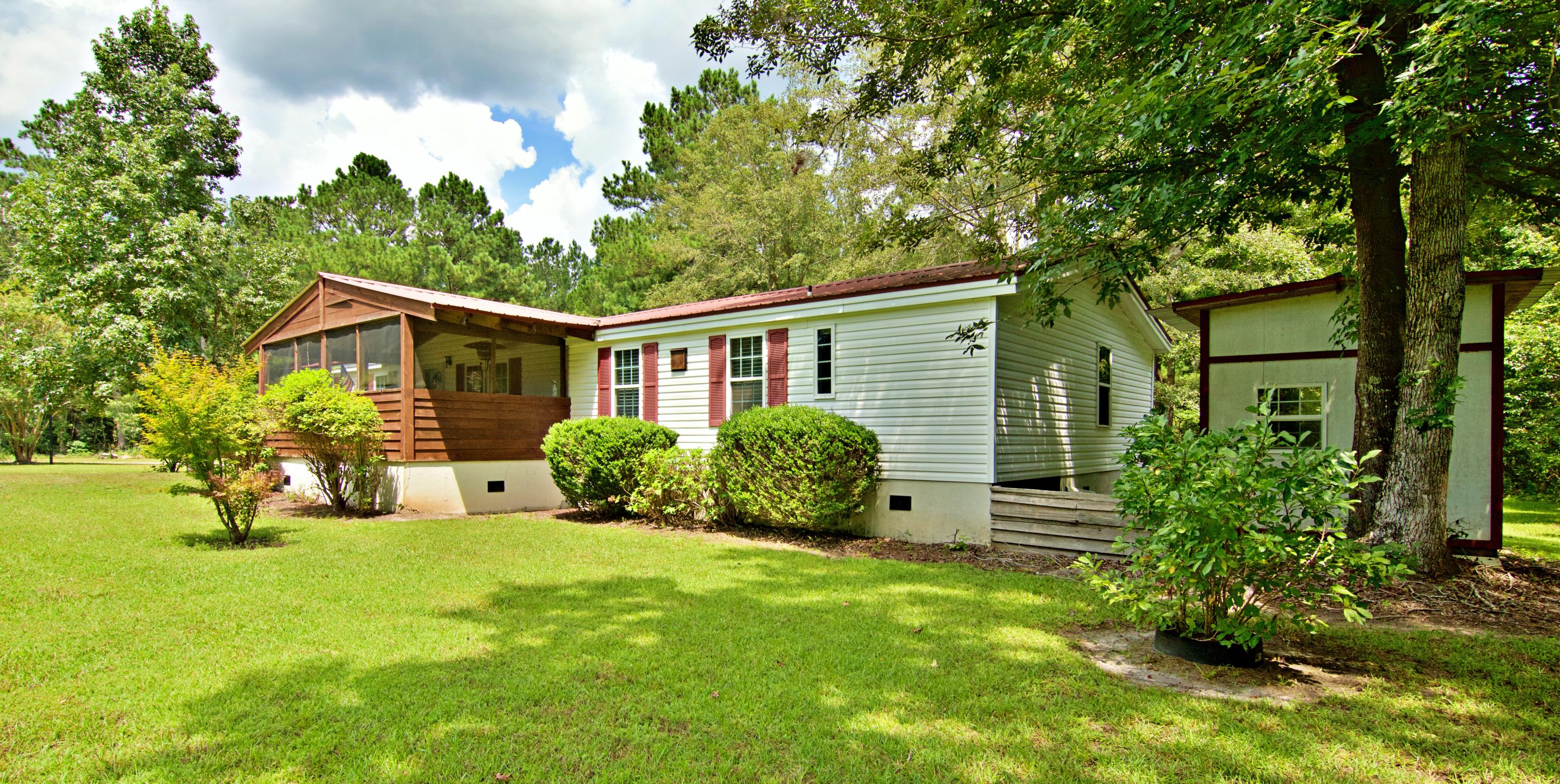 136 Tranquil Way Bonneau, SC 29431 - Photo 2 of 44 96