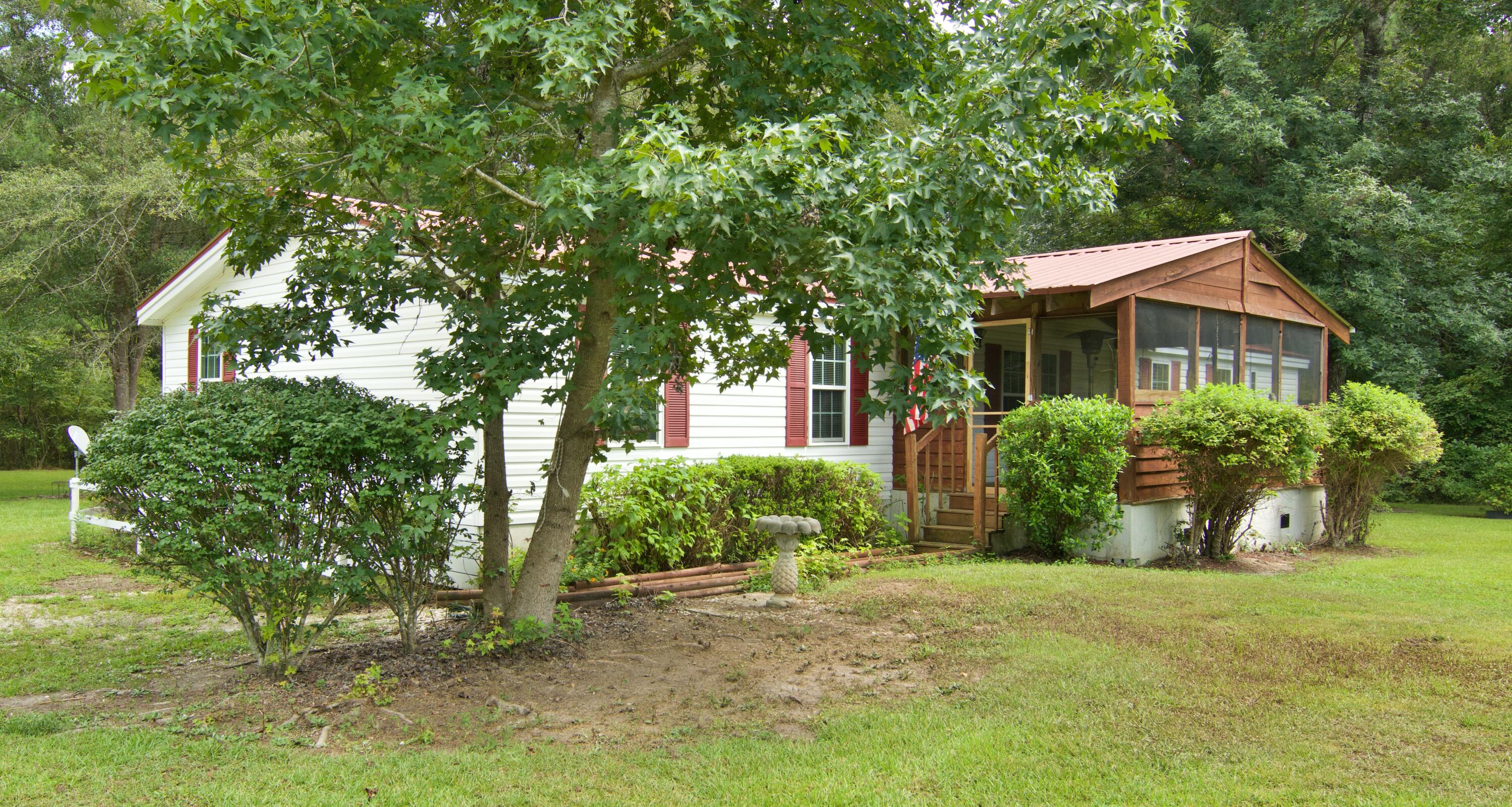 136 Tranquil Way Bonneau, SC 29431 - Photo 3 of 44 15