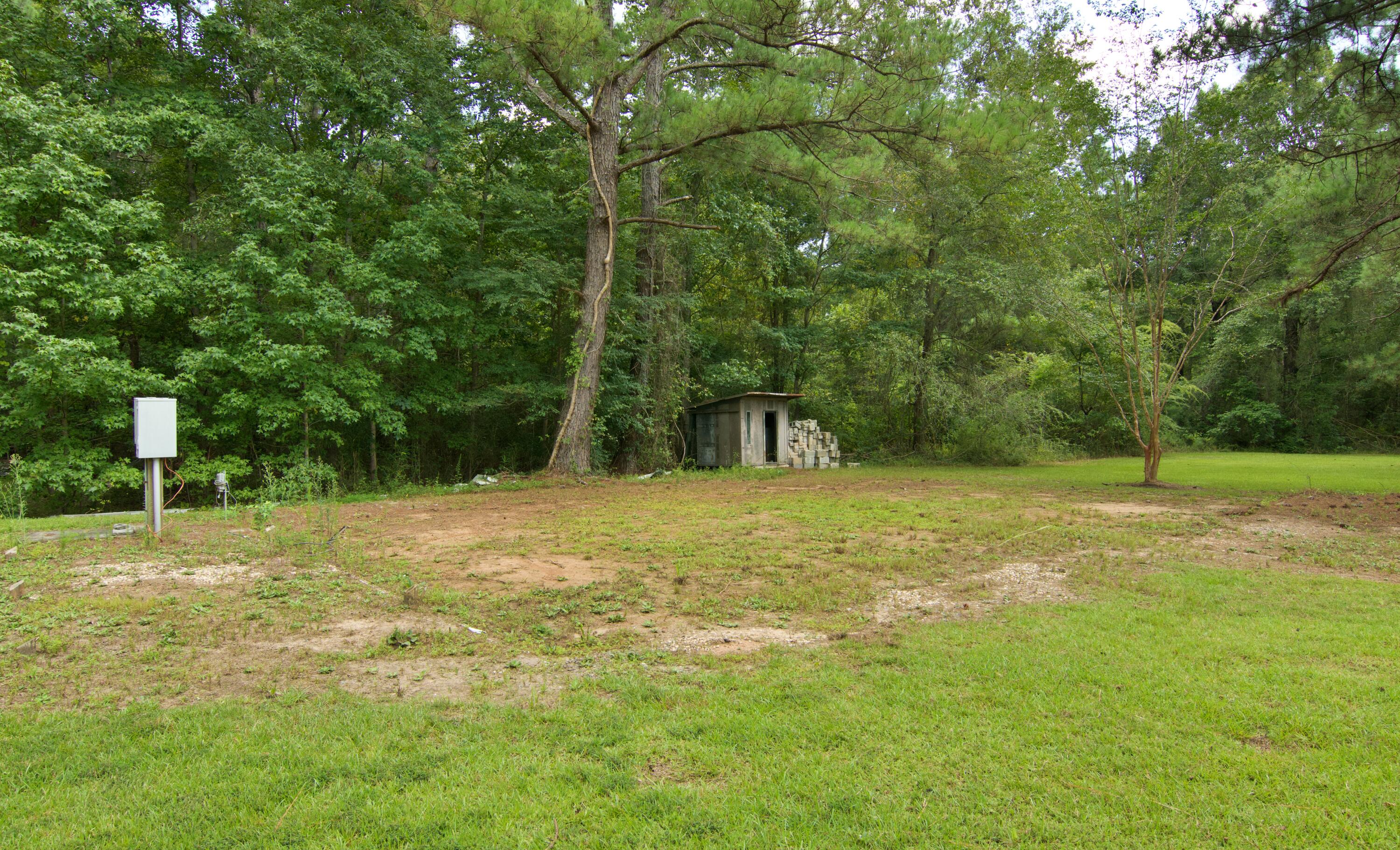 136 Tranquil Way Bonneau, SC 29431 - Photo 40 of 44 89