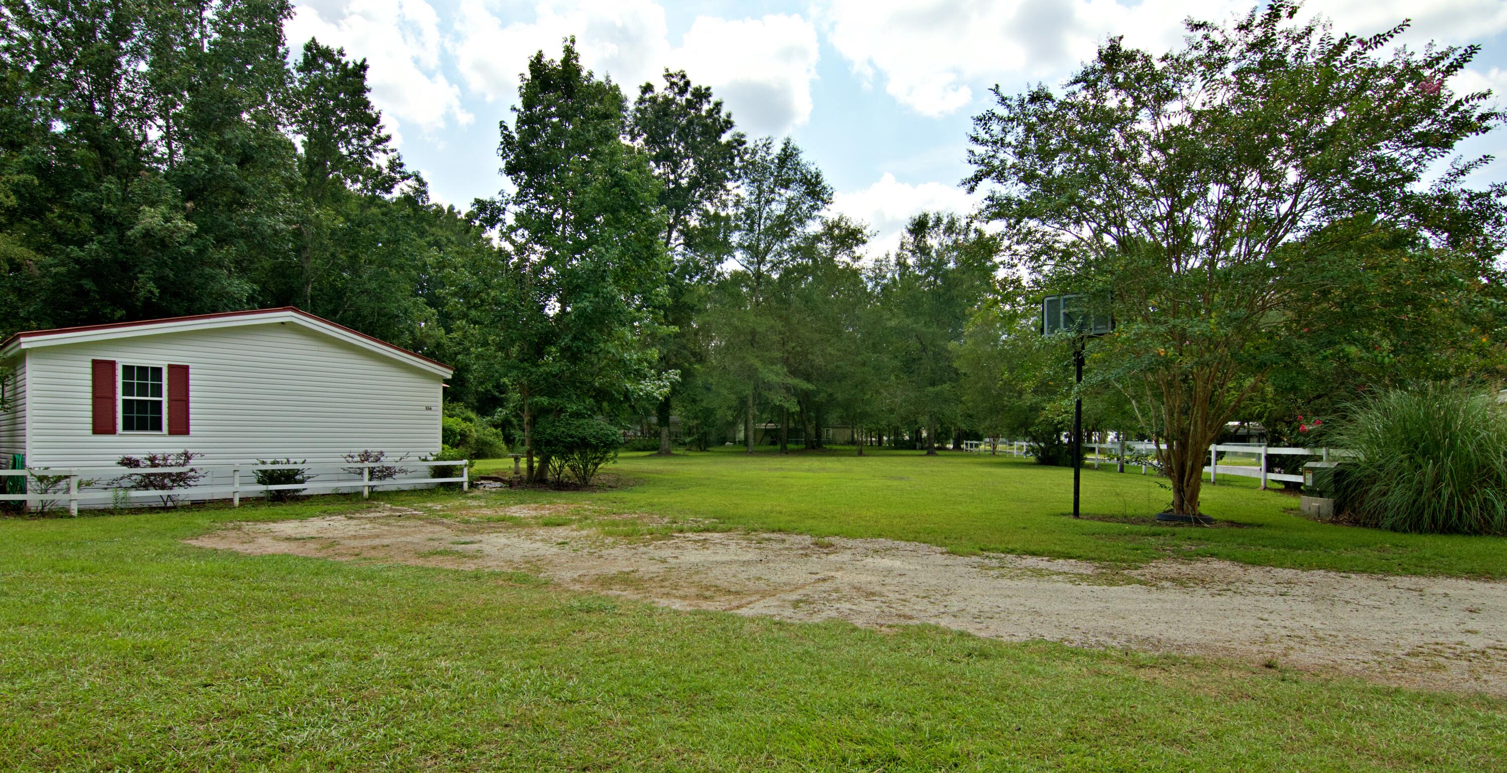 136 Tranquil Way Bonneau, SC 29431 - Photo 42 of 44 91