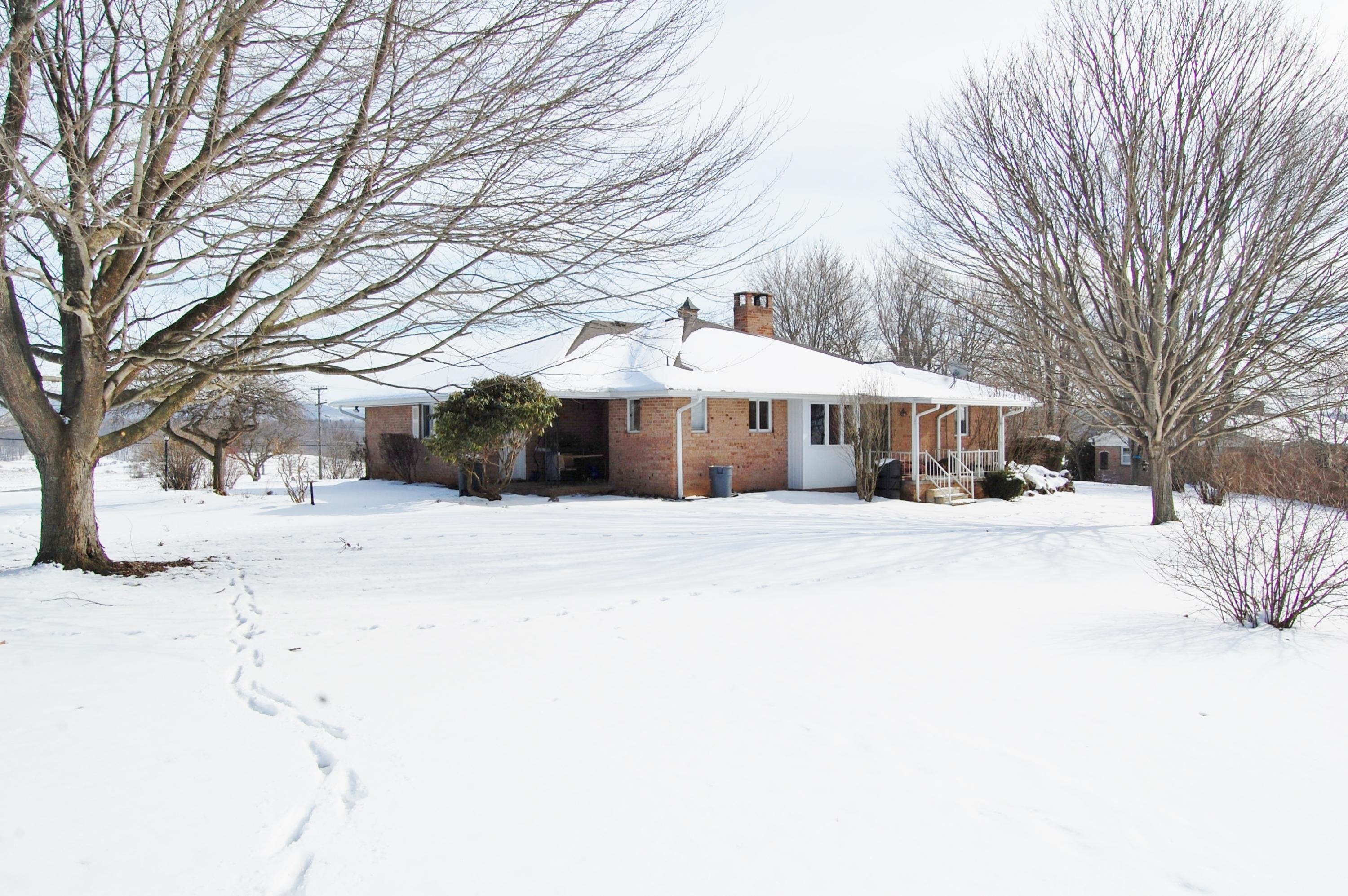 81 Farm Road Lewisburg, WV 24901 - Photo 35 of 39 Gallery Image 35