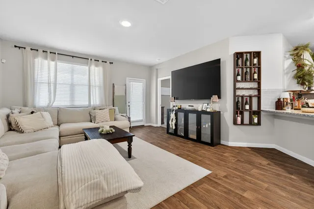 $1,995 | 301 Carolina Buckthorn Drive, Kyle, TX 78640