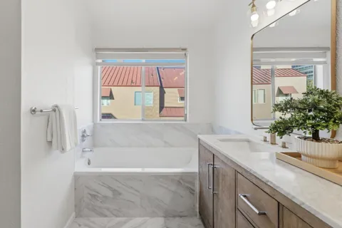 $1,190,000 | 219 Commons Lane, Foster City, CA 94404