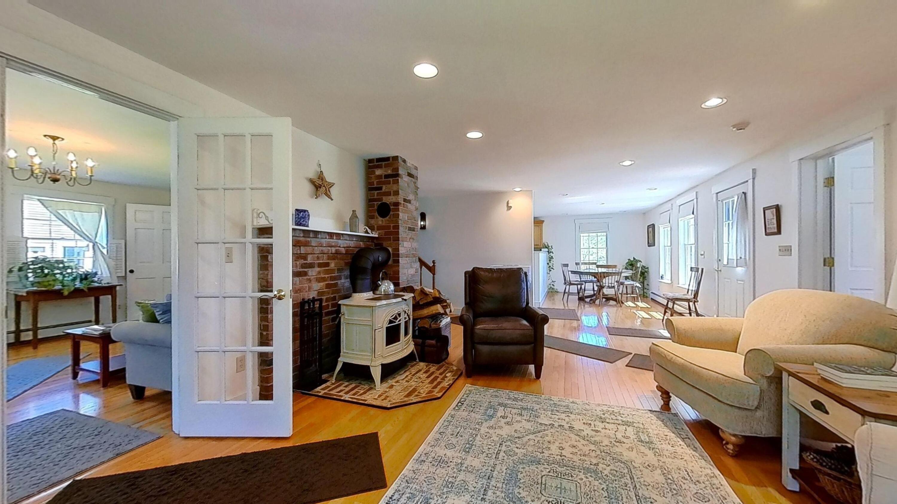 634 Cushing Road Friendship, ME 04547 - Photo 12 of 36 Living Room
