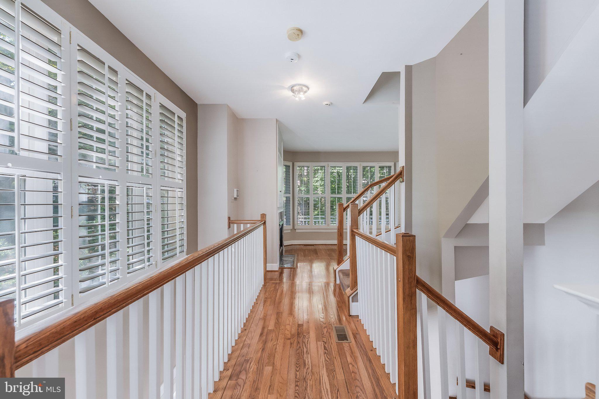 11485 Waterhaven Court Reston, VA 20190 - Photo 11 of 63 Gallery Image 11