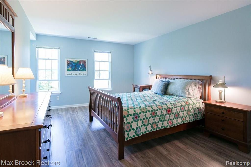 1655 Huntington Park Rochester Hills, MI 48309 - Photo 27 of 40