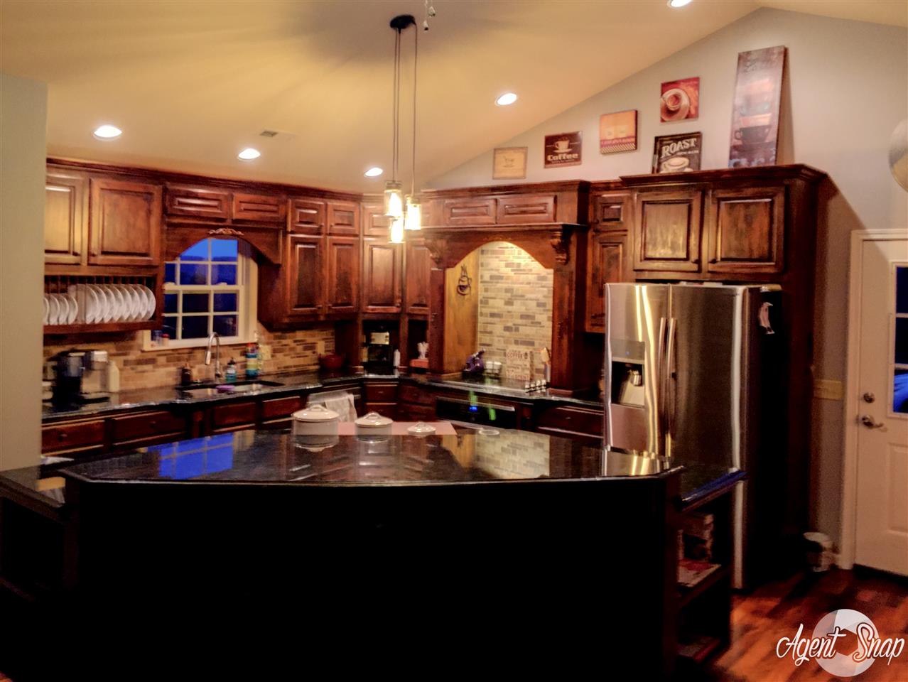 1565 Roddy Road Campobello, SC 29322 - Photo 3 of 17 Kitchen