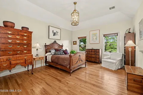 $1,895,000 | 39 Glenville Street, Greenwich, CT 06831