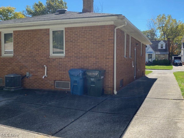 2814 Hearthstone Road Cleveland, OH 44134 - Photo 15 of 17 Gallery Image 15