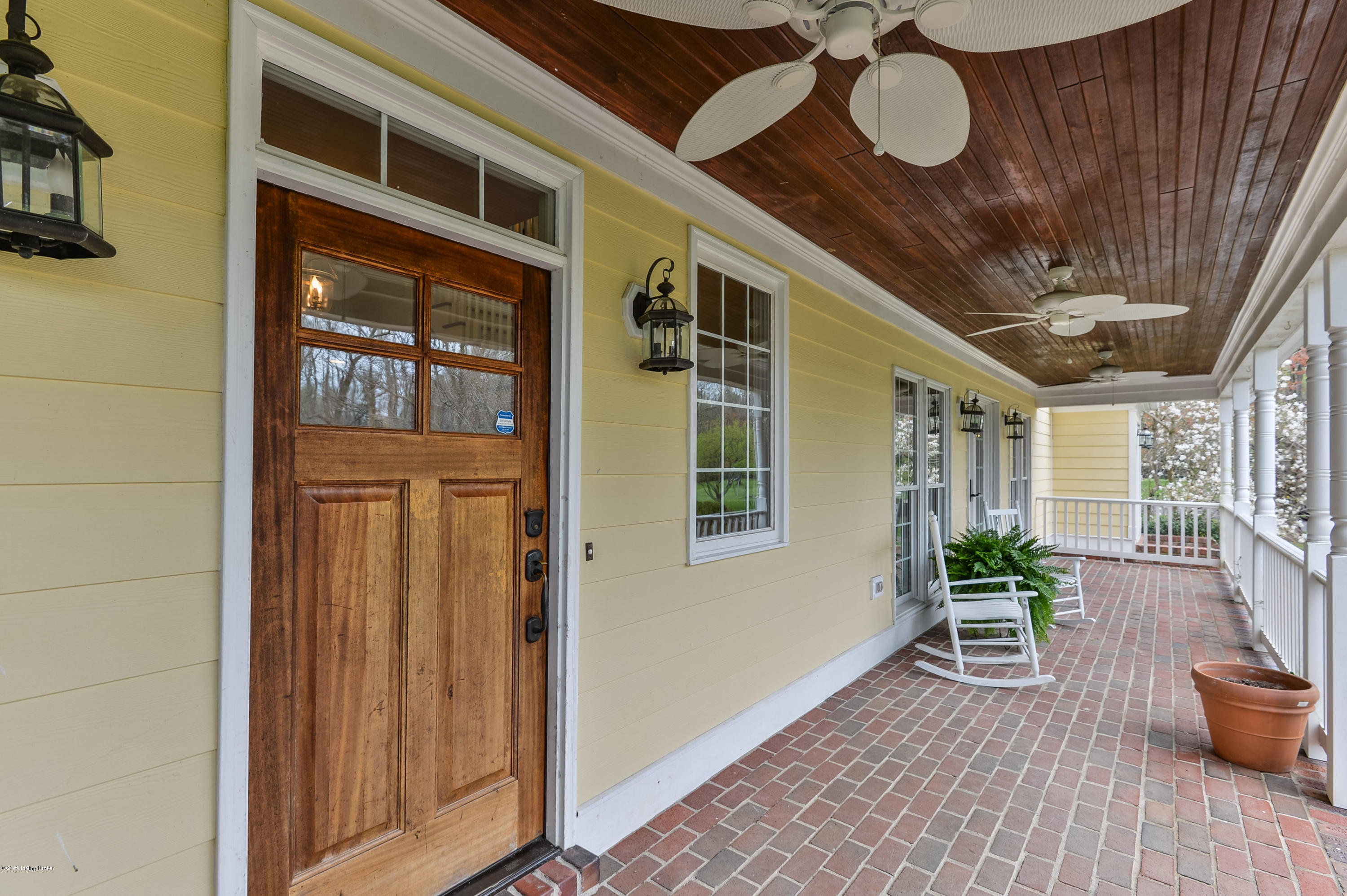 12627 North Osage Road Anchorage, KY 40223 - Photo 4 of 50 018 20190408 5463