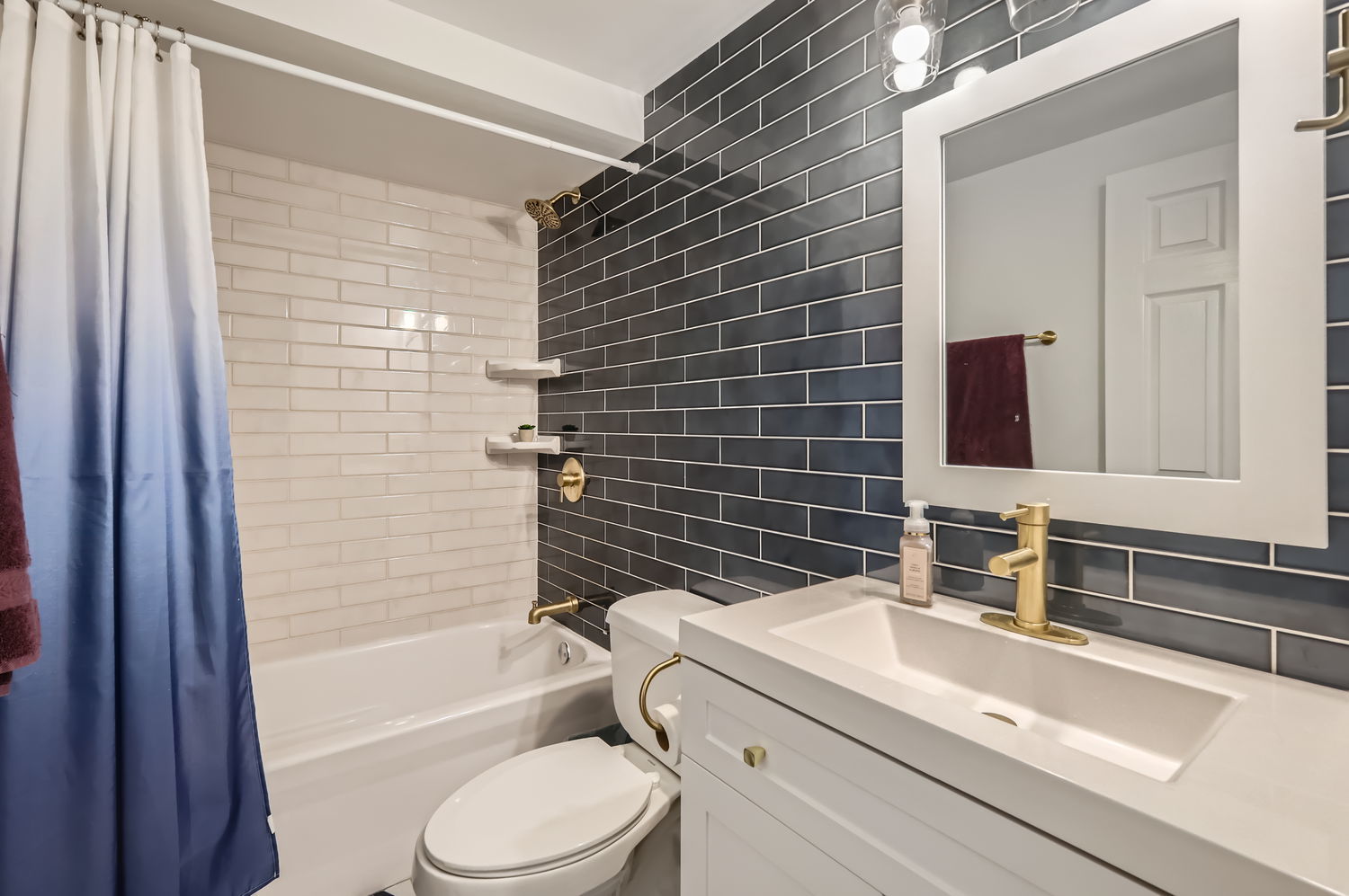 962 North Rohlwing Road, Unit 101B Addison, IL 60101 - Photo 8 of 11 Gallery Image 8