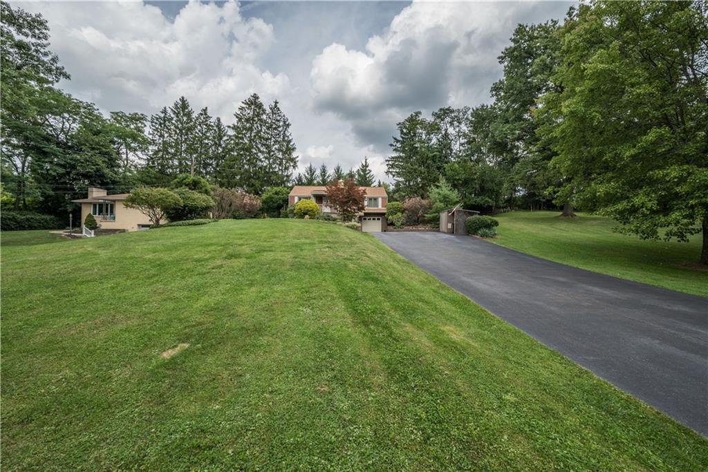 451 Horning Road Pittsburgh, PA 15236 - Photo 4 of 48 Gallery Image 4