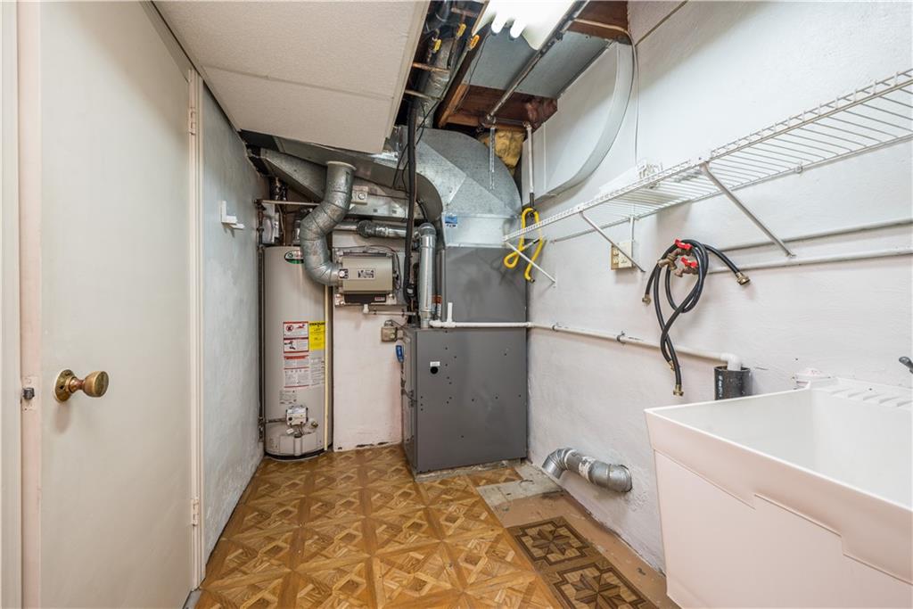 451 Horning Road Pittsburgh, PA 15236 - Photo 44 of 48 Laundry and Utility Room