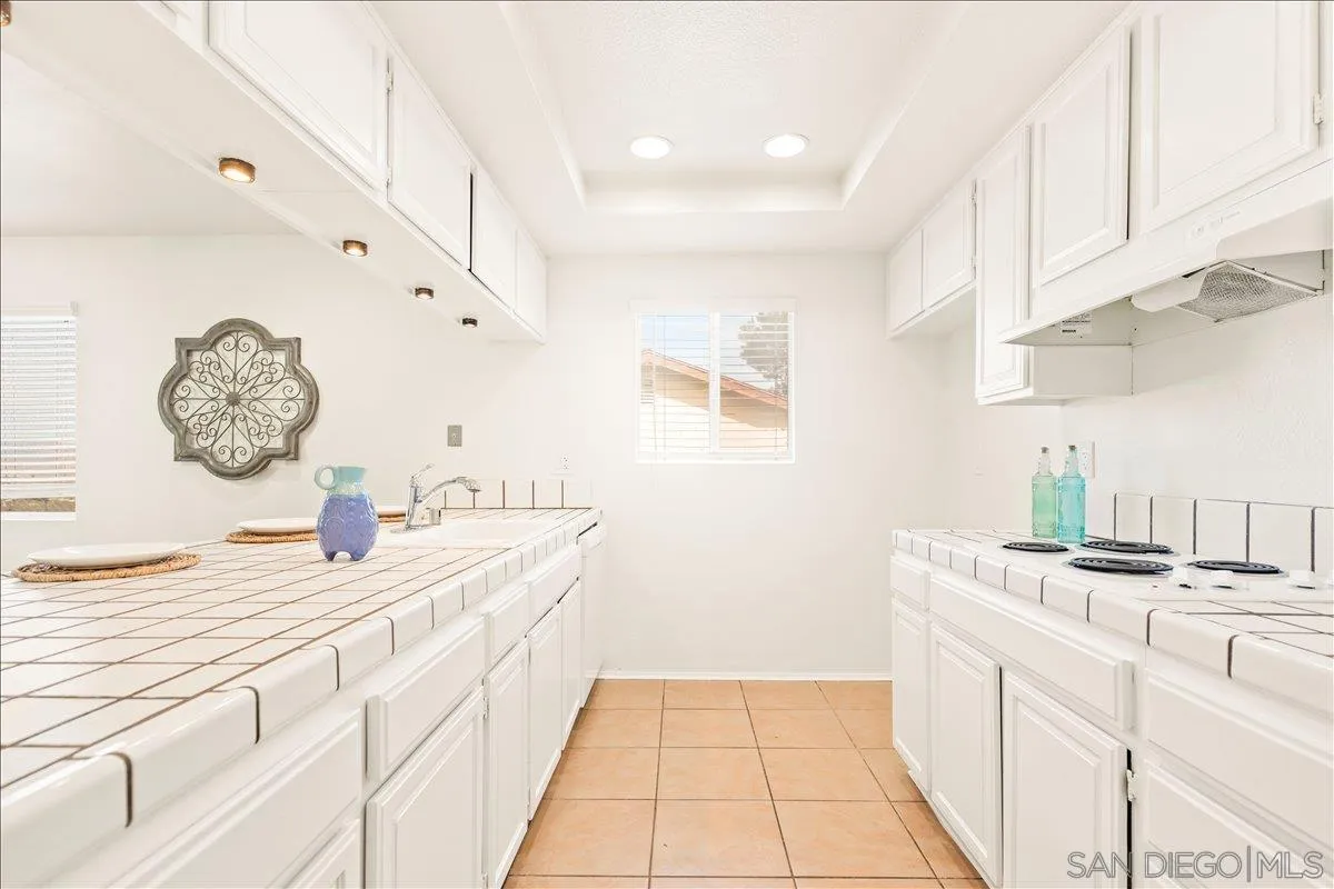 12448 Ridgeton Drive Lakeside, CA 92040 - Photo 13 of 47 Gallery Image 13
