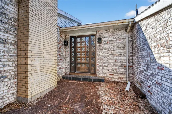 $599,900 | 2901 Grandview Boulevard, Madison, WI 53713