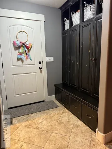 $575,000 | 5503 Lakefield Circle, Ammon, ID 83406