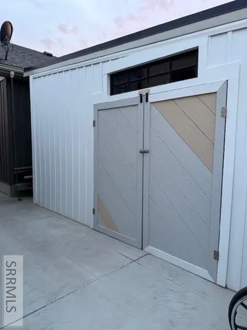 $575,000 | 5503 Lakefield Circle, Ammon, ID 83406