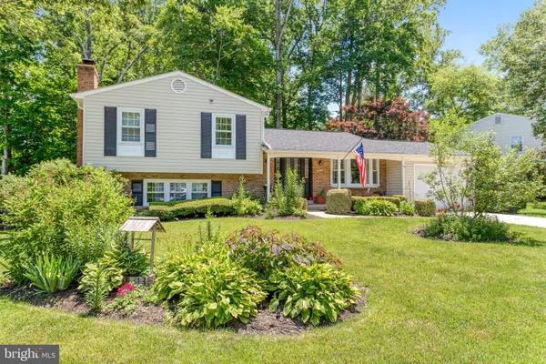 $3,400 | 12077 Willowood Drive, Woodbridge, VA 22192
