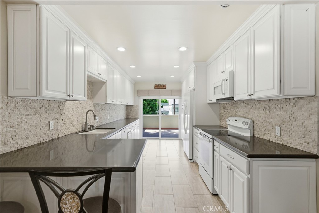 3101 2nd Street, Unit 7B Long Beach, CA 90803 - Photo 6 of 14