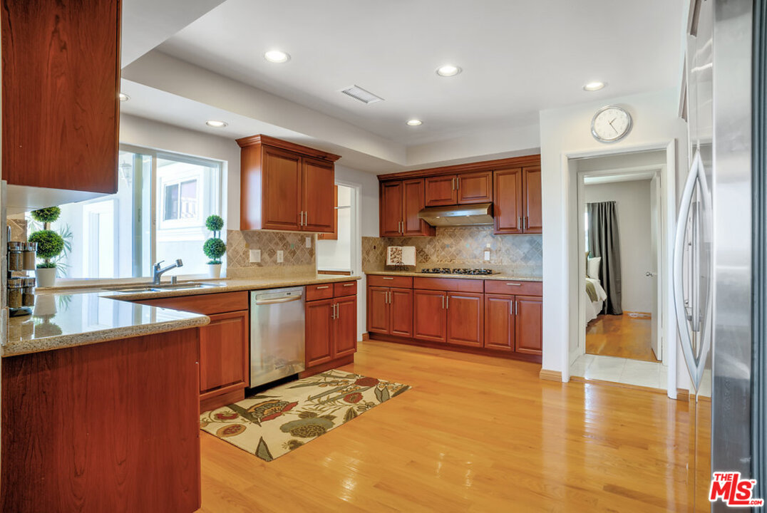 27515 Rainbow Ridge Road Palos Verdes Peninsula, CA 90274 - Photo 15 of 50 Gallery Image 15