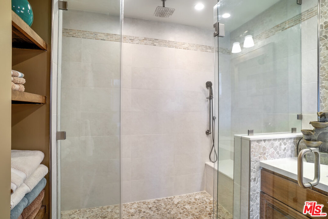 27515 Rainbow Ridge Road Palos Verdes Peninsula, CA 90274 - Photo 26 of 50 Gallery Image 26