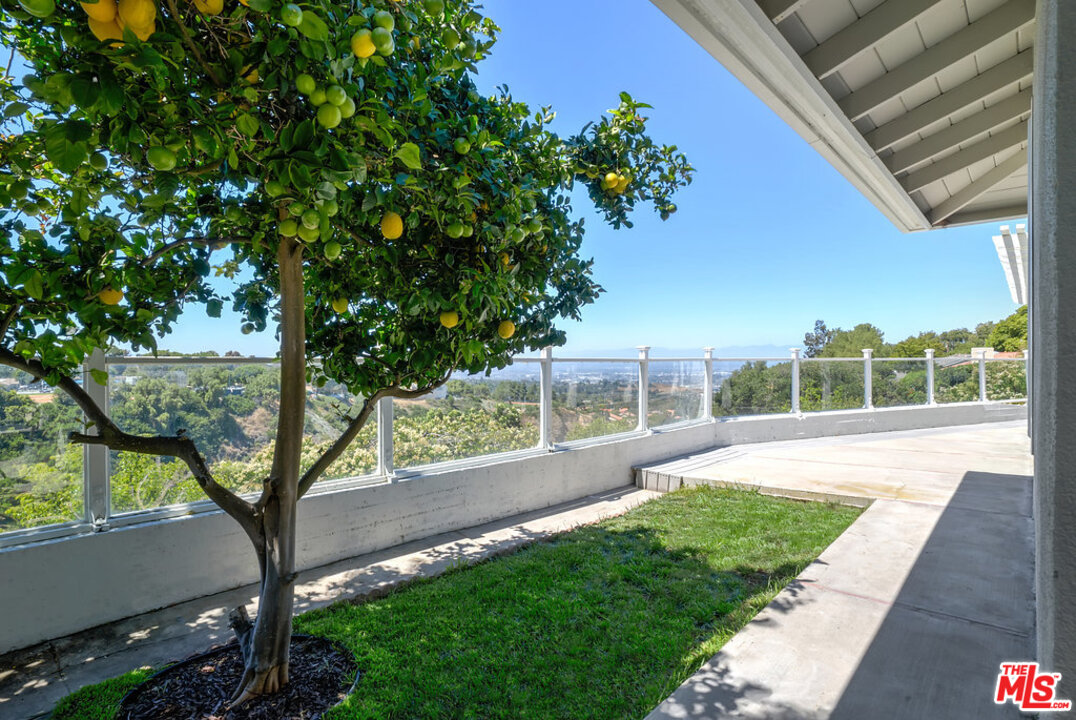27515 Rainbow Ridge Road Palos Verdes Peninsula, CA 90274 - Photo 40 of 50 Gallery Image 40