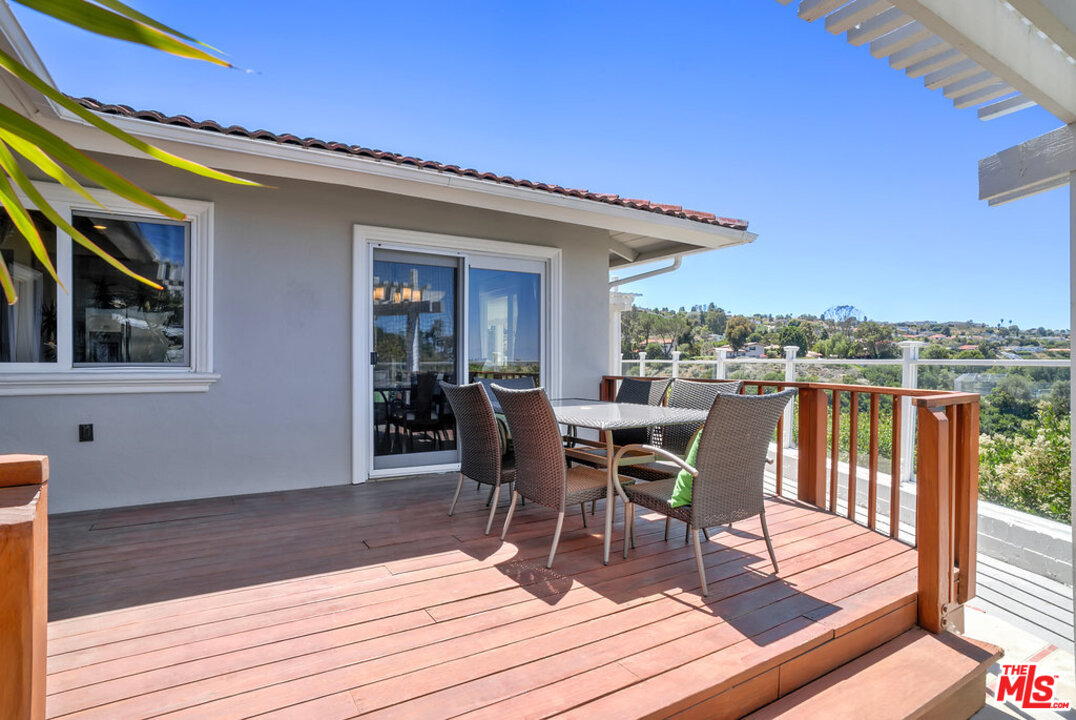 27515 Rainbow Ridge Road Palos Verdes Peninsula, CA 90274 - Photo 42 of 50 Gallery Image 42