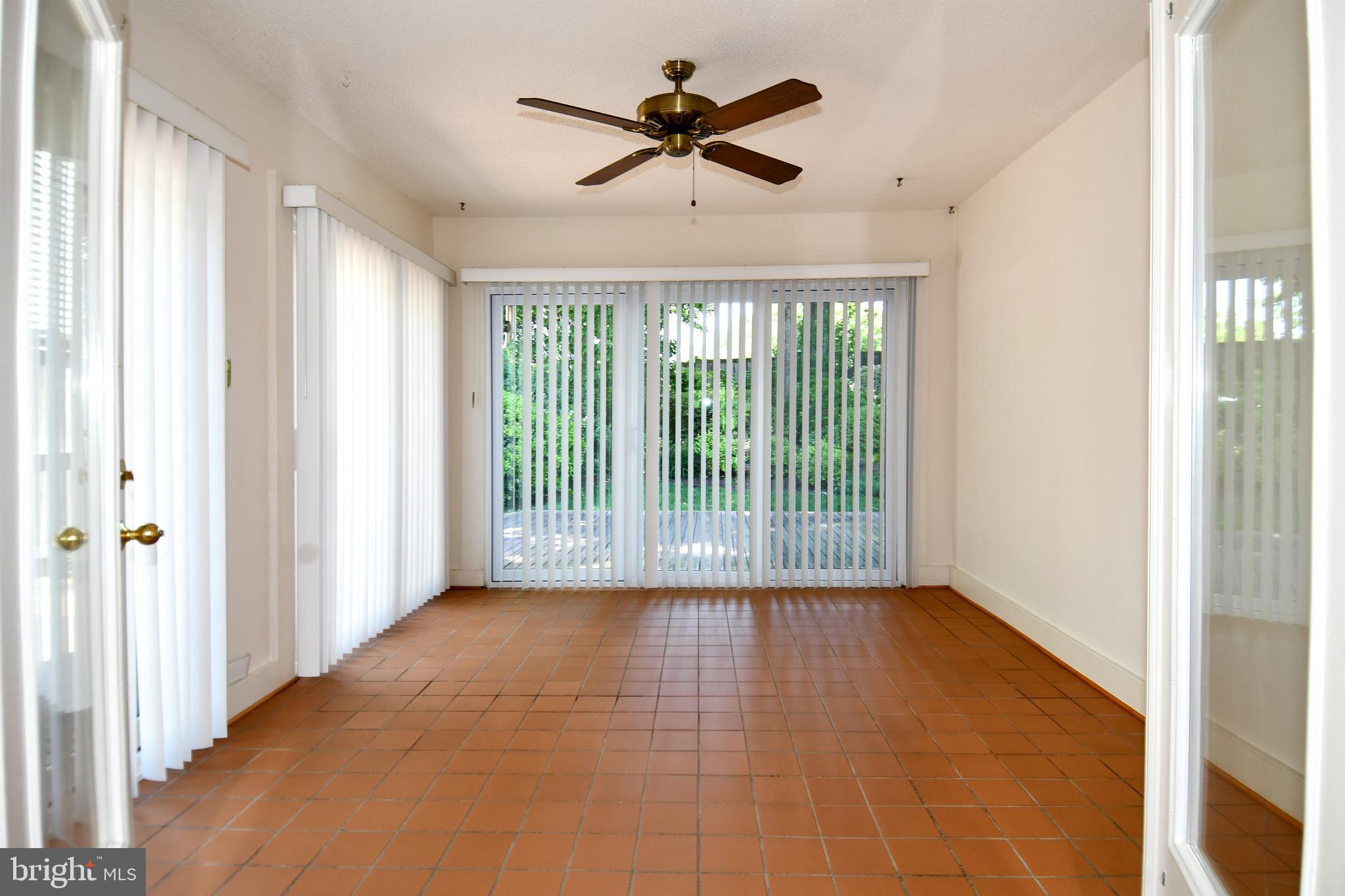 6730 Anders Terrace Springfield, VA 22151 - Photo 23 of 38 Wonderful Sun Room