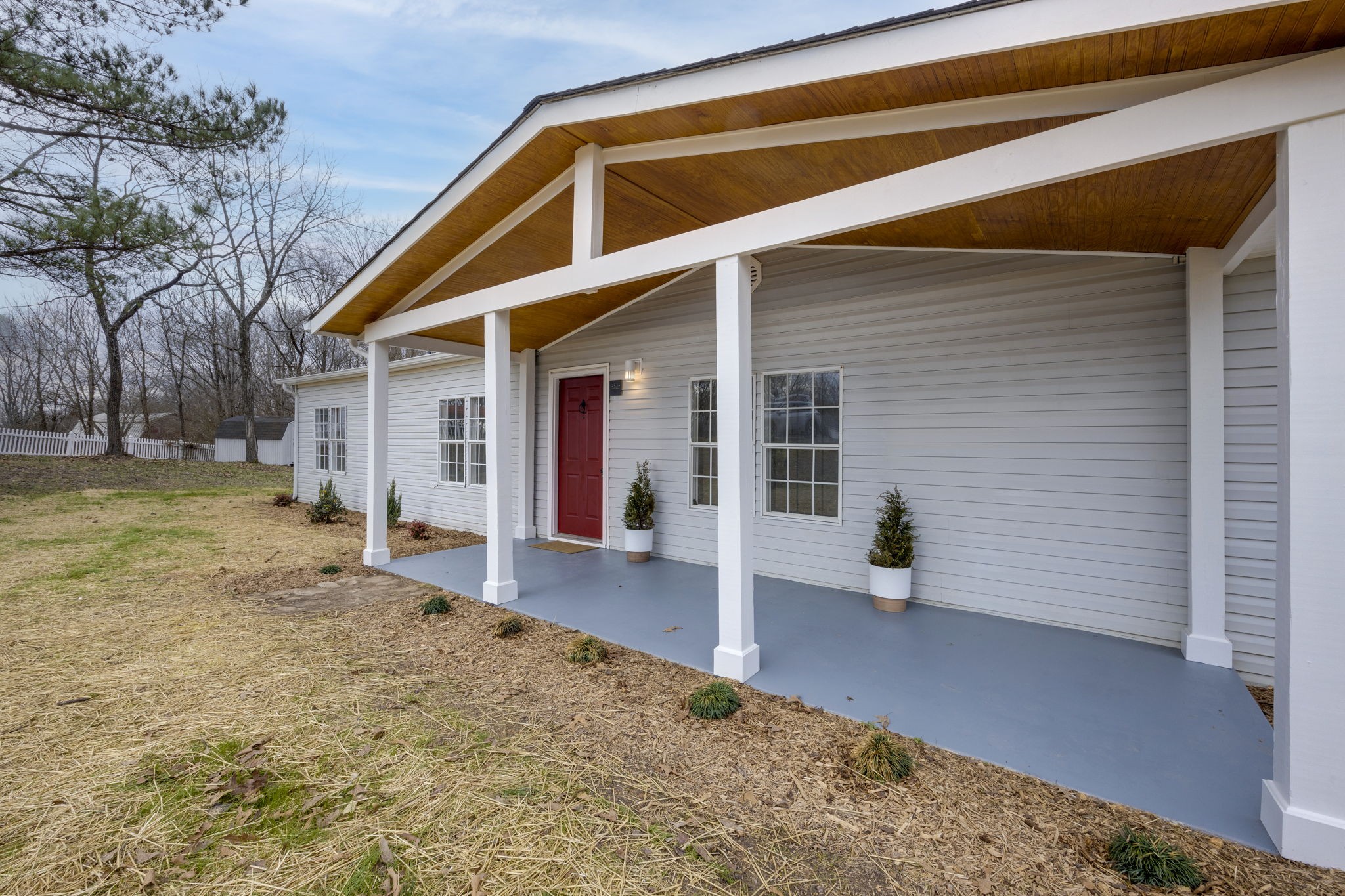 4538 Southside Road Southside, TN 37171 - Photo 3 of 35 a front view of a house with a yard