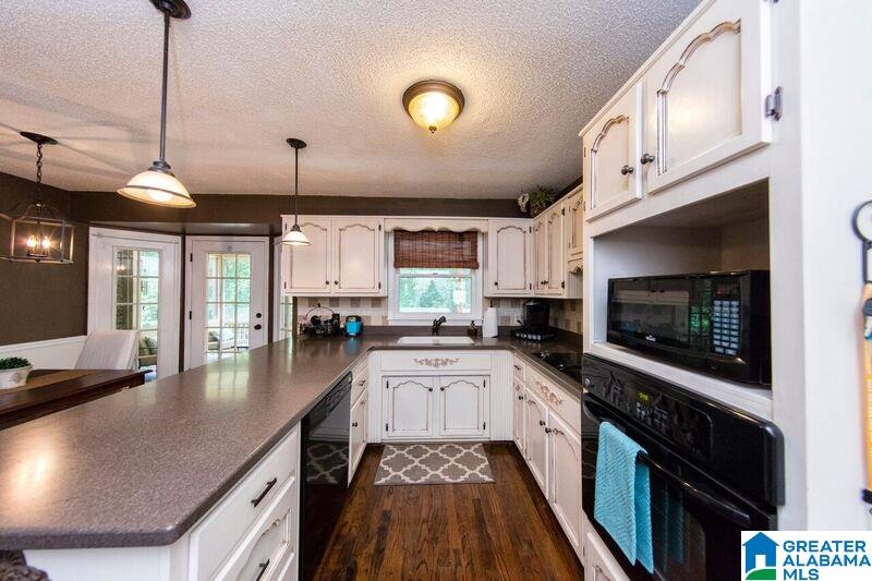 862 Ridgecrest Drive Gardendale, AL 35071 - Photo 10 of 48